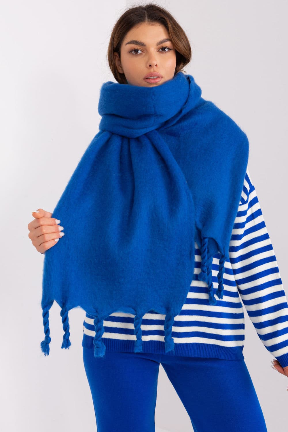 Scialle model 190155 AT