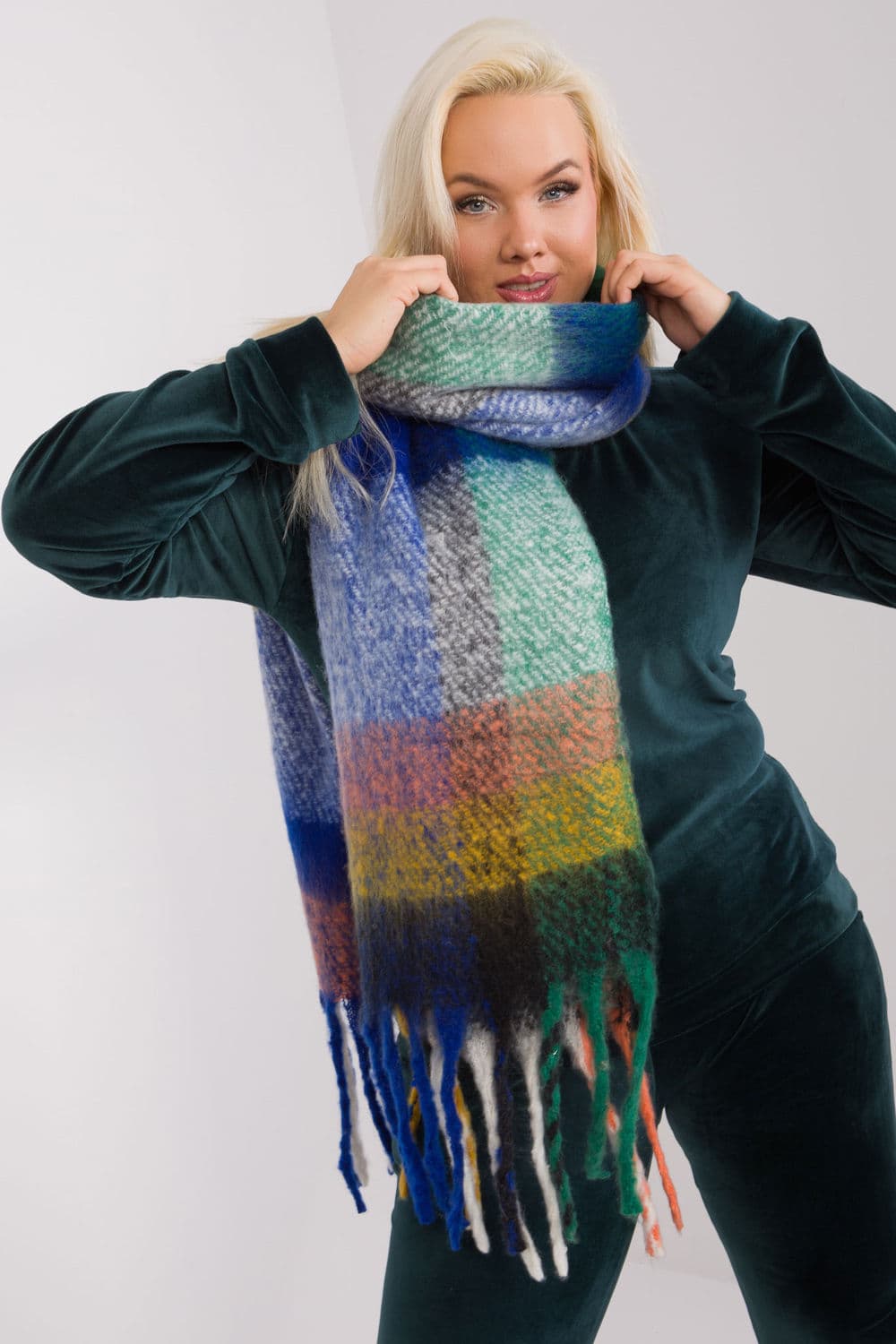 Scialle model 190539 AT