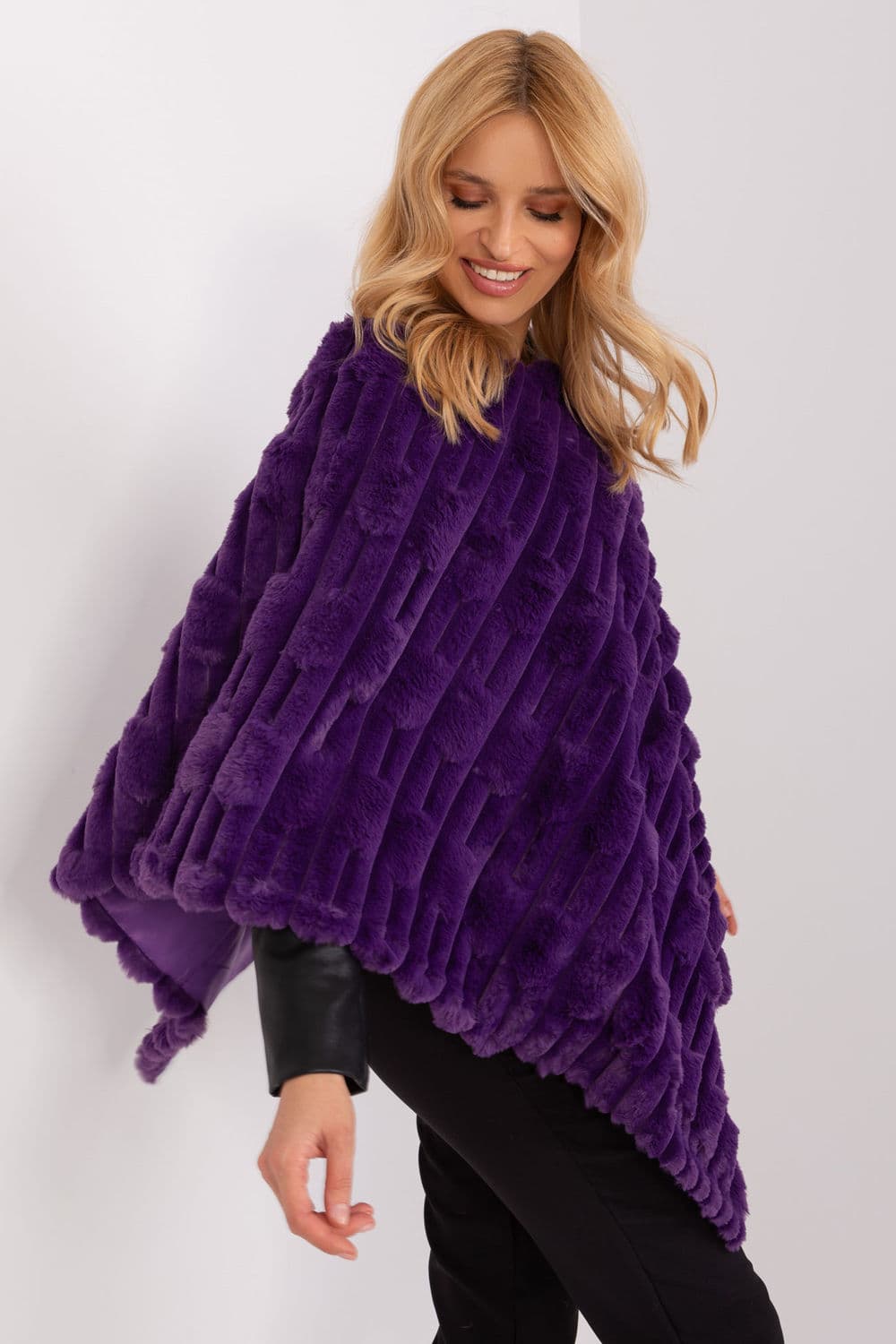 Poncho model 190861 AT - Miniatura 3