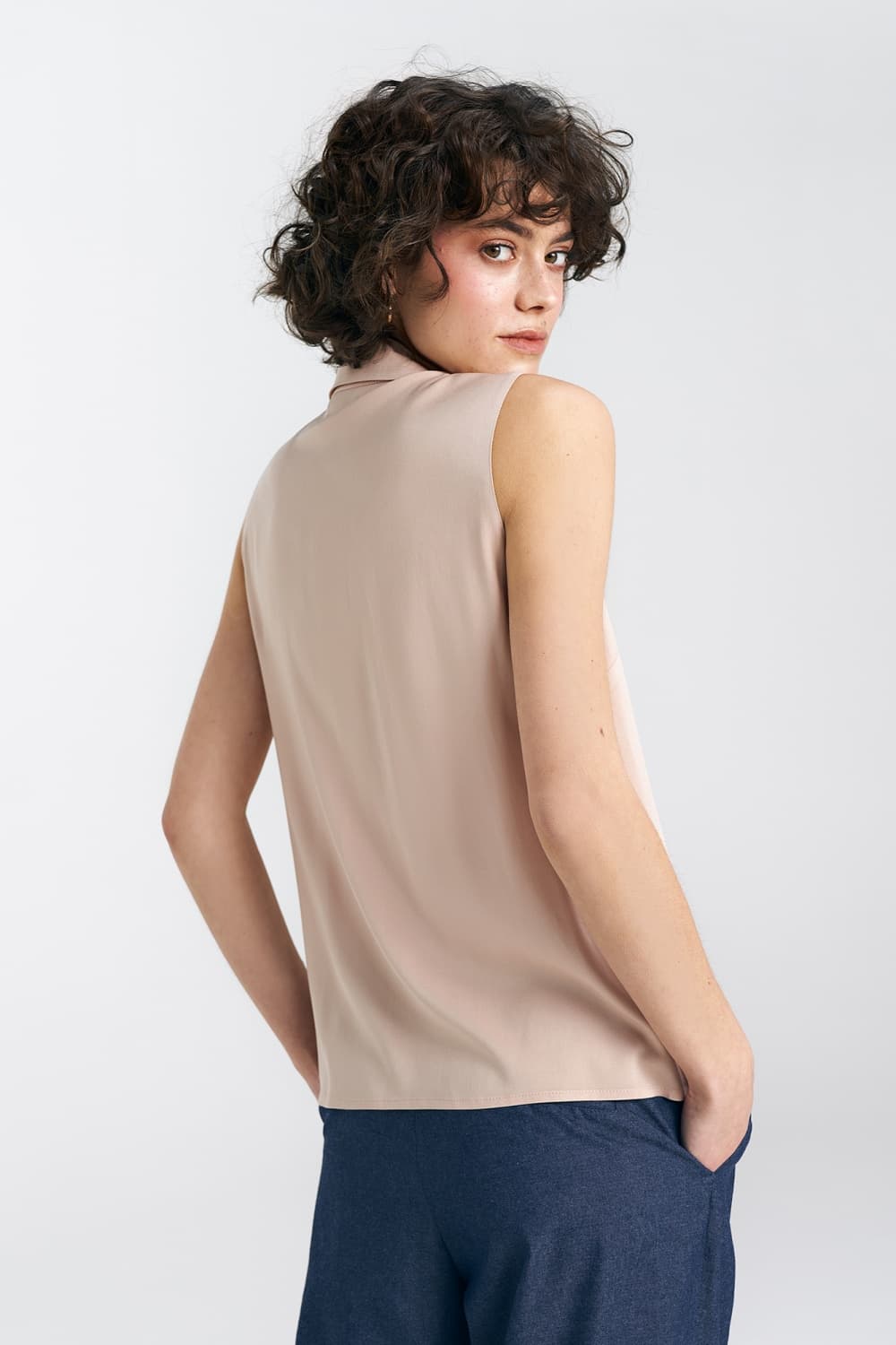 Camicia da donna model 195174 Nife - Miniatura 3