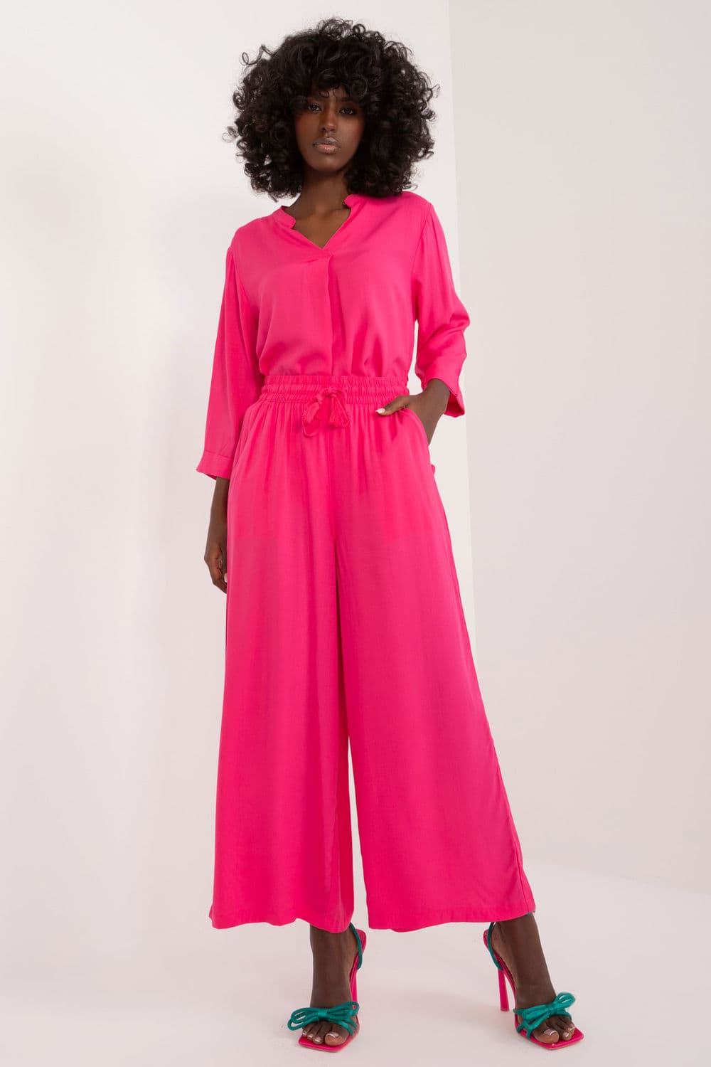 Pantaloni da donna model 196902 Sublevel