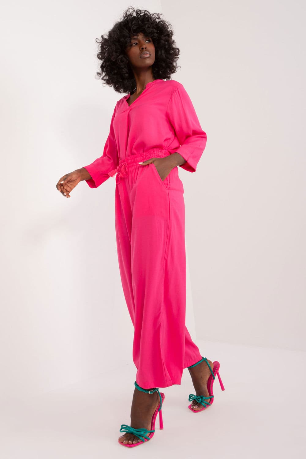 Pantaloni da donna model 196902 Sublevel - Miniatura 2
