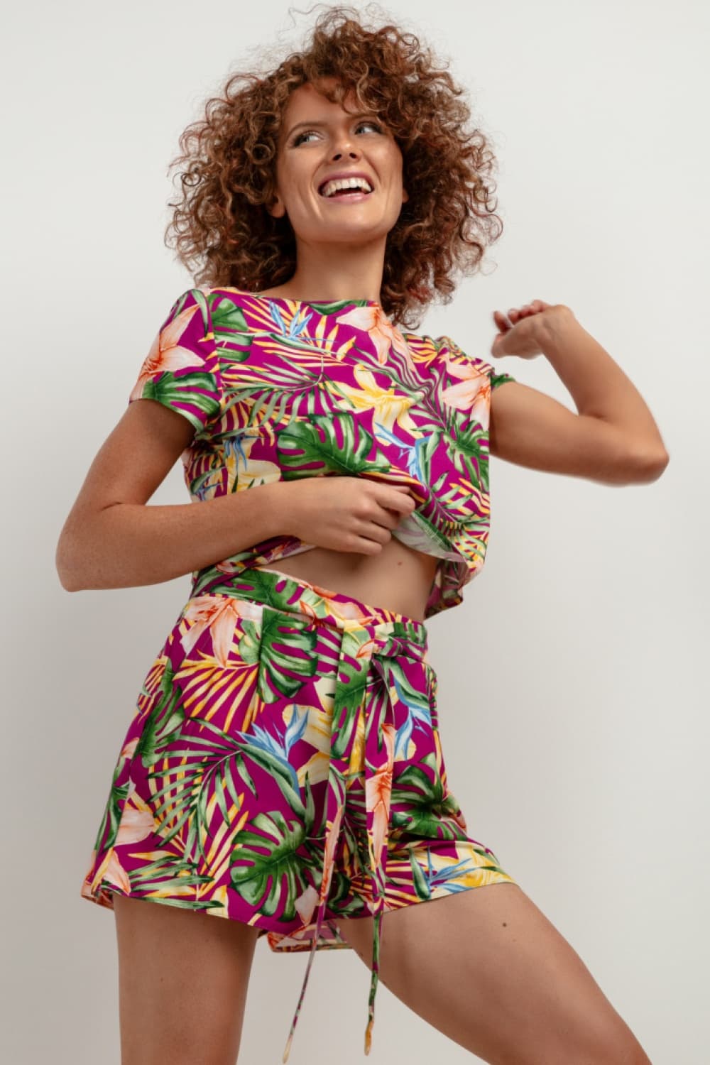Pantaloncini model 198554 Tessita