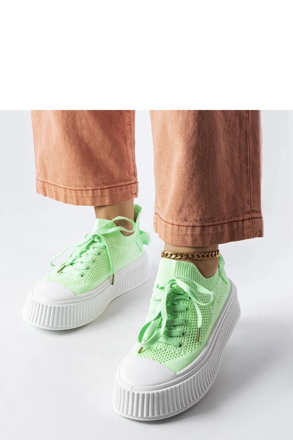 Sneakers model 207835 Solea