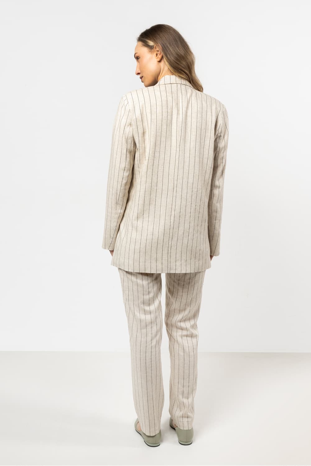 Pantaloni da donna model 212185 awama - Miniatura 3