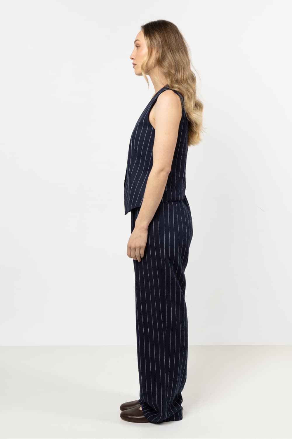 Pantaloni da donna model 212186 awama - Miniatura 4