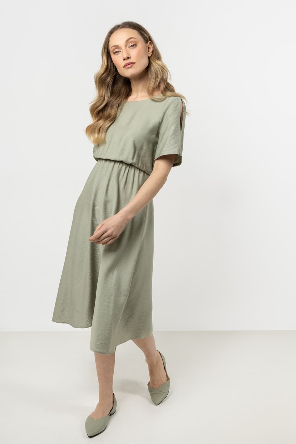Vestito da giorno model 212210 awama