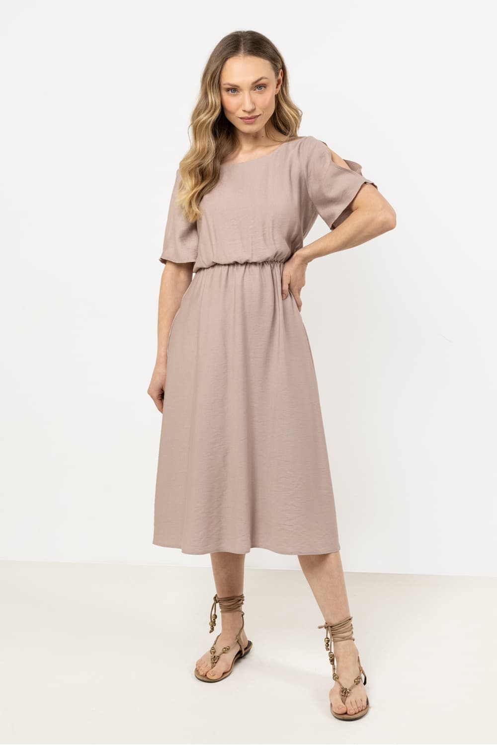 Vestito da giorno model 212211 awama