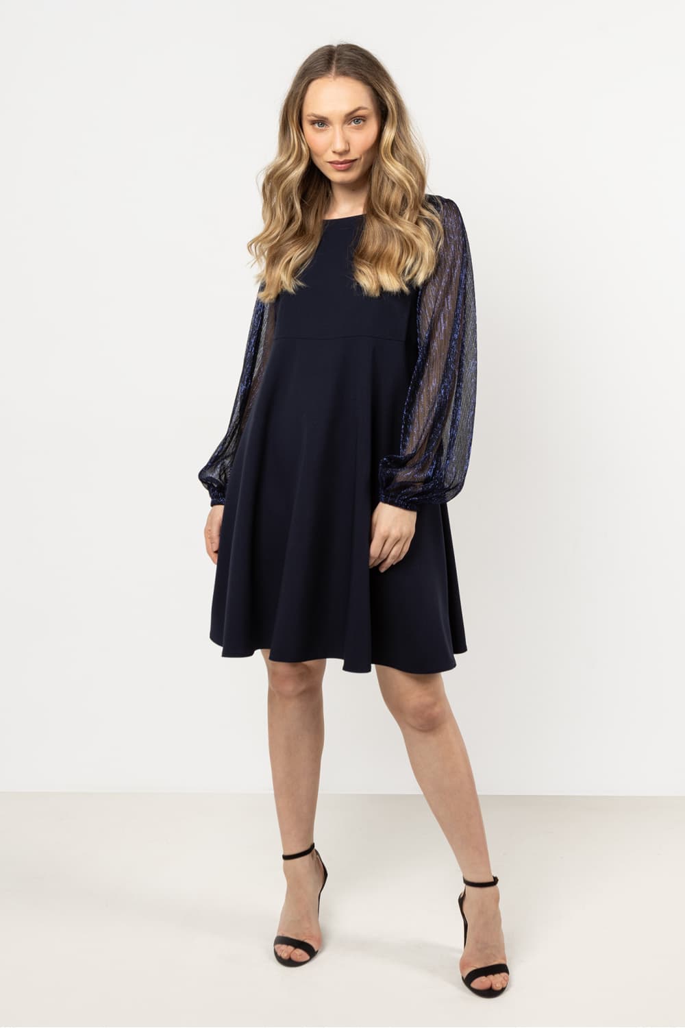 Vestito da sera model 212224 awama - Miniatura 2