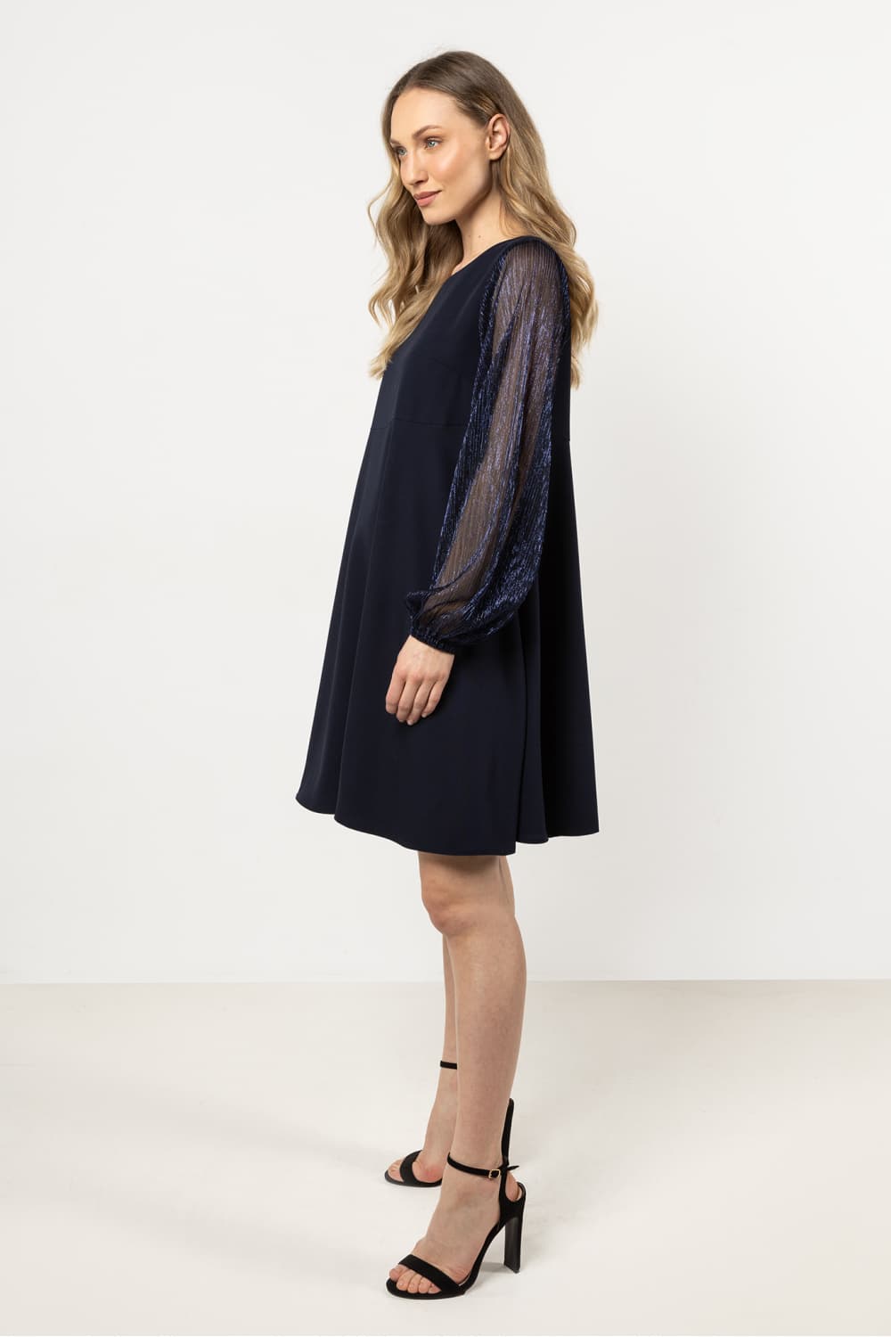 Vestito da sera model 212224 awama - Miniatura 4