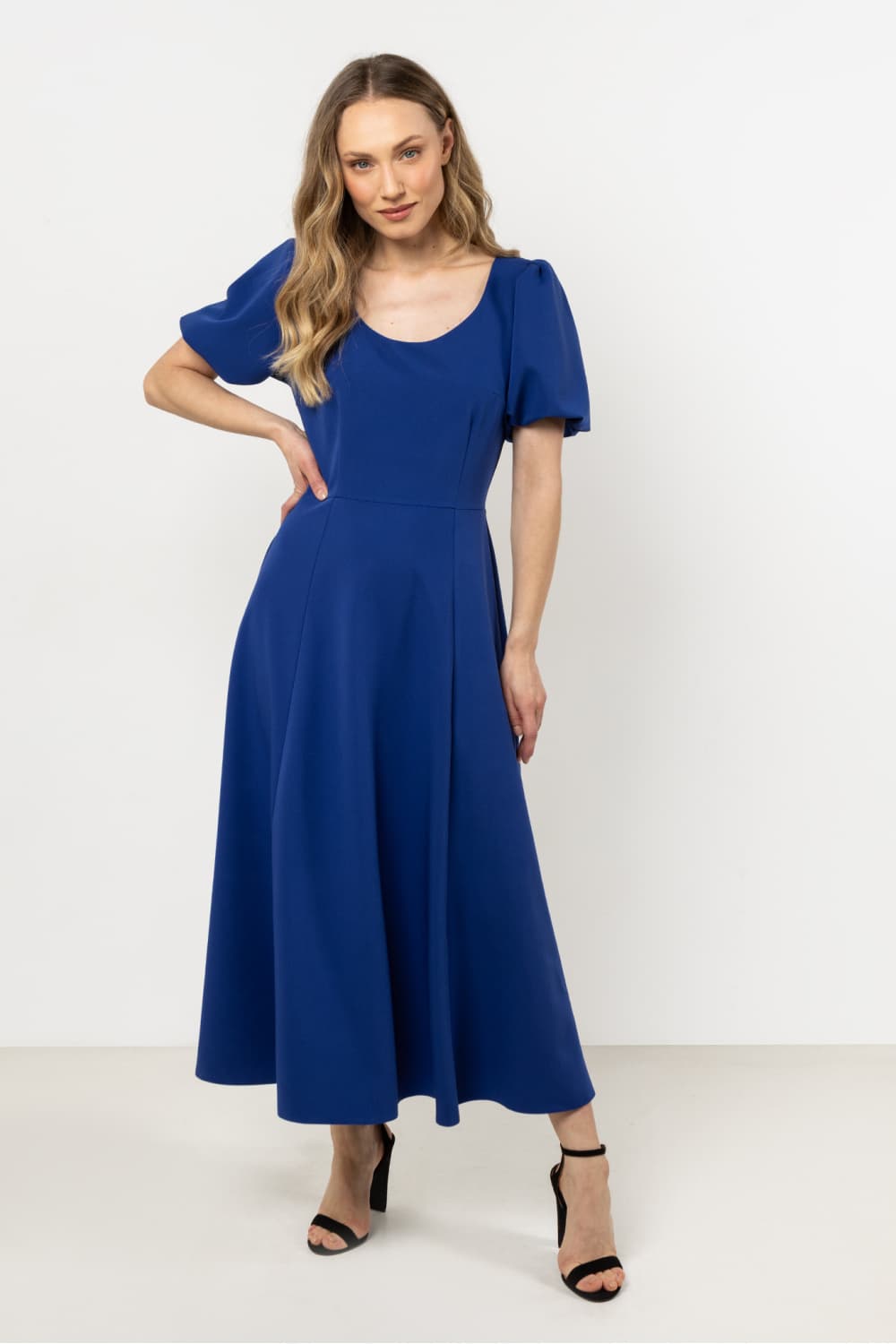 Vestito da giorno model 212235 awama