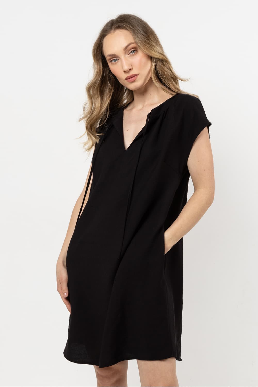 Vestito da giorno model 212244 awama