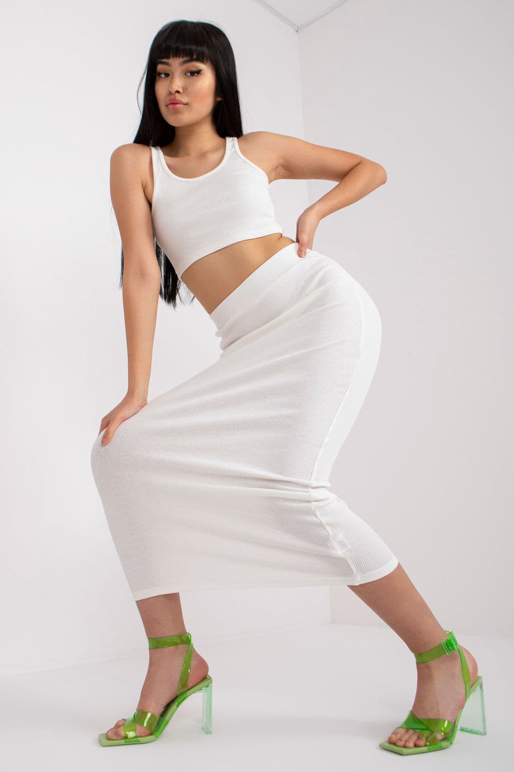 completo model 215915 Rue Paris