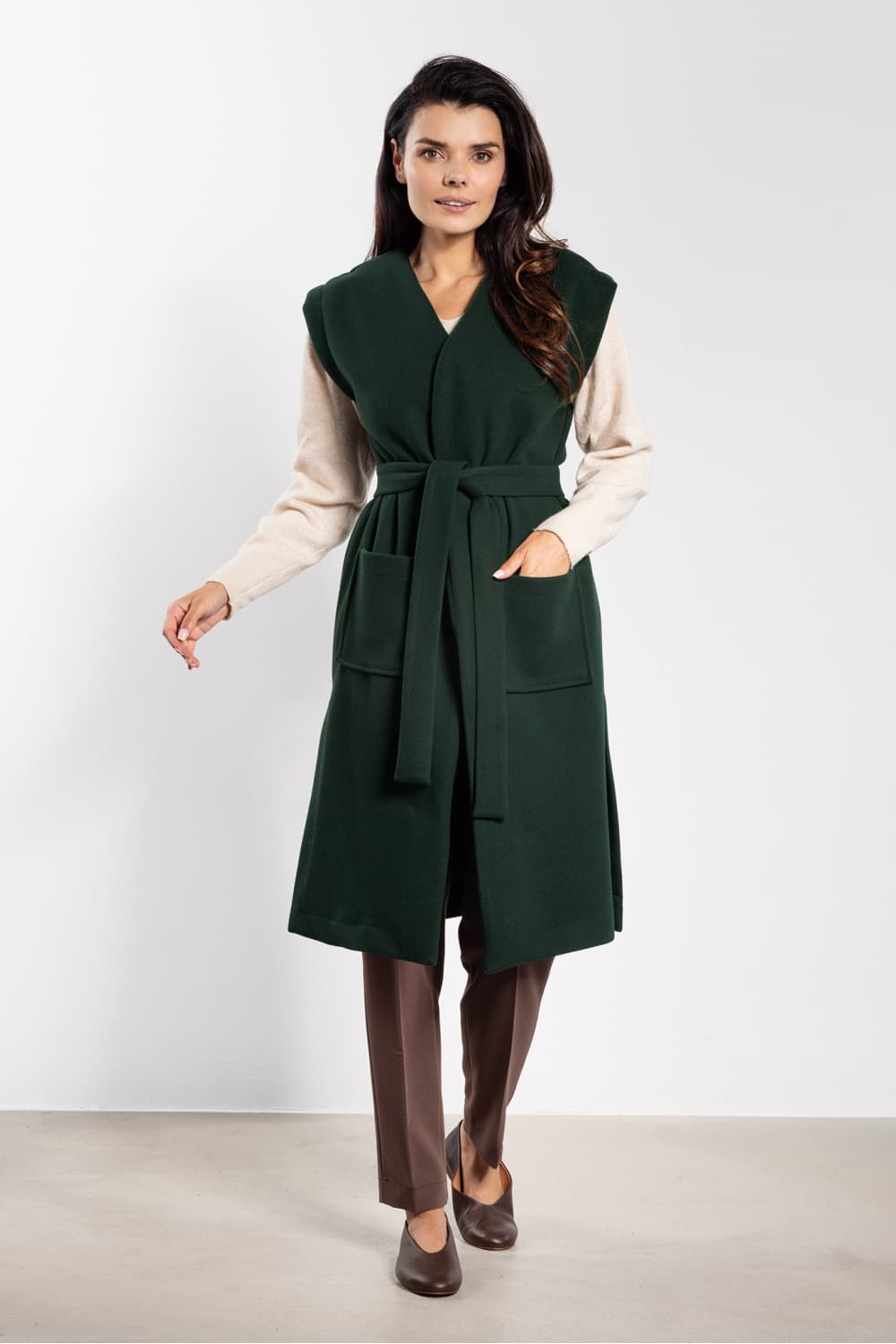 Gilet model 218957 awama