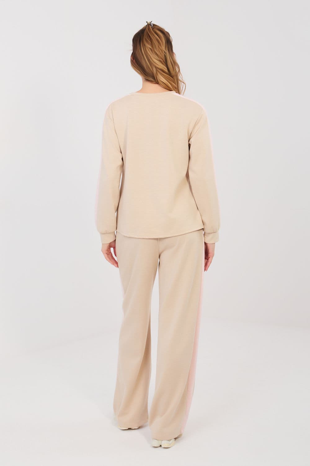 completo model 224272 Rue Paris