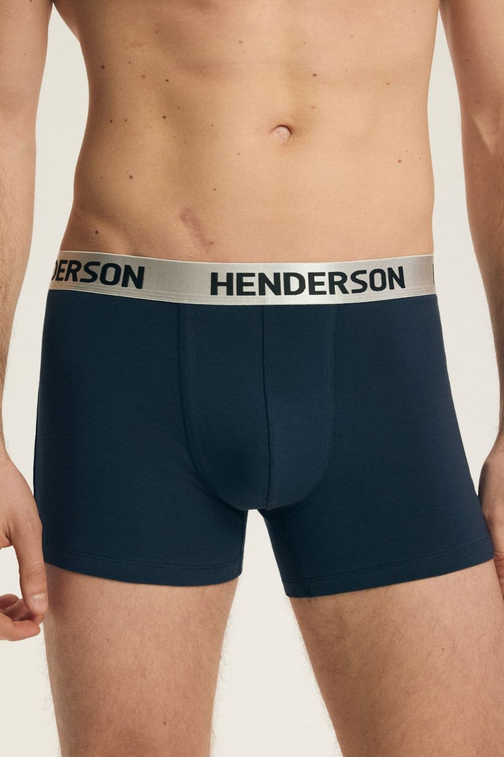 completo model 224347 Henderson - Miniatura 2