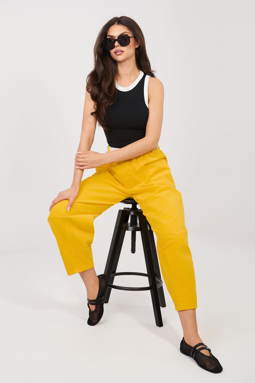 Pantaloni in velluto model 225096 Rue Paris