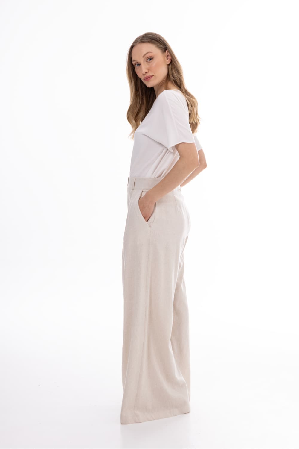 Pantaloni da donna model 225301 awama - Miniatura 2
