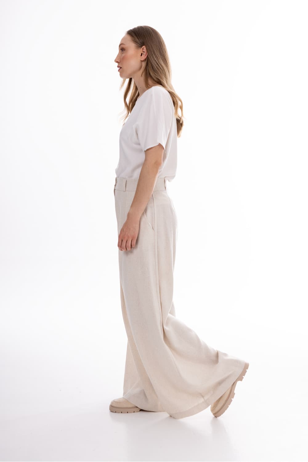 Pantaloni da donna model 225301 awama - Miniatura 4