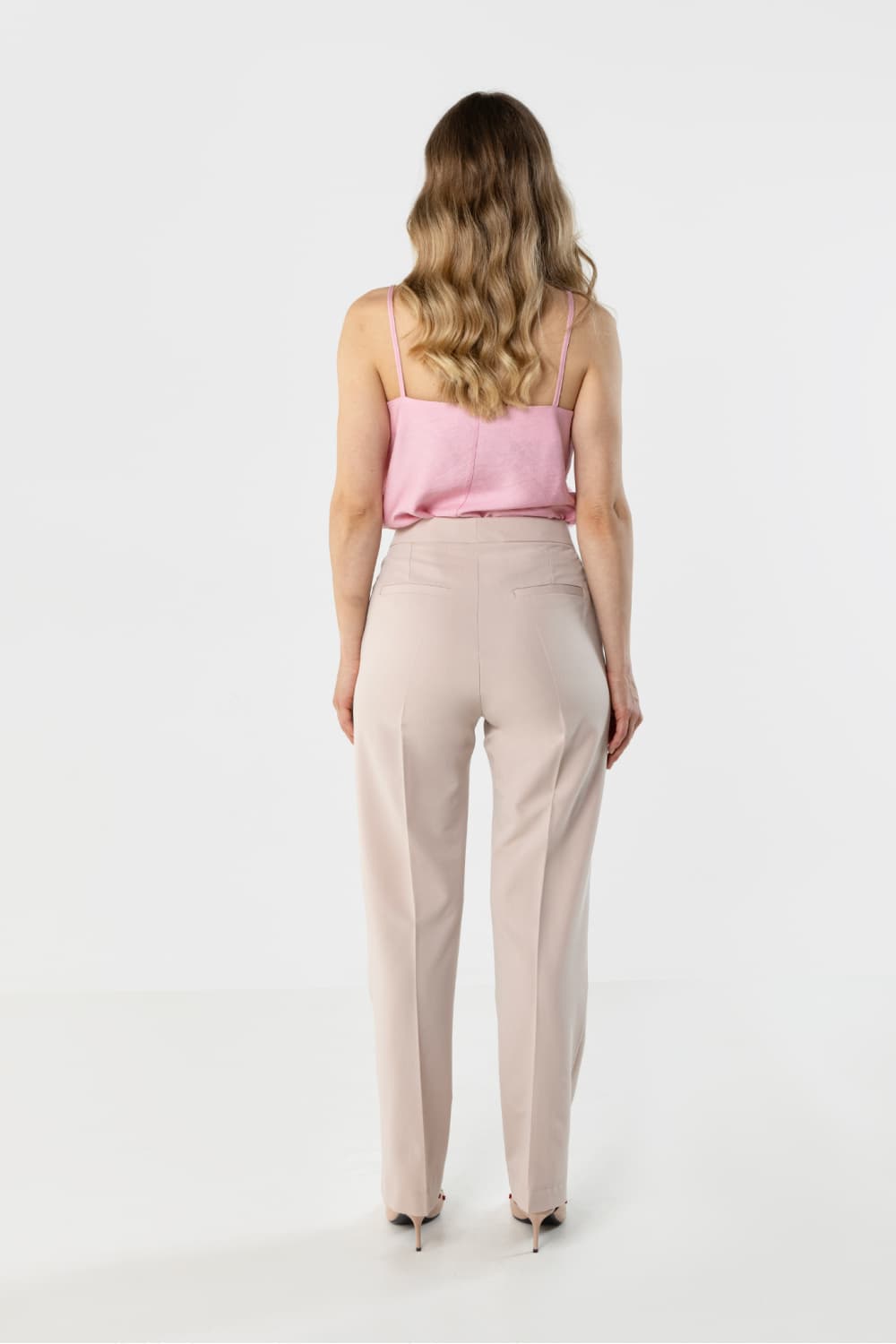 Pantaloni da donna model 225322 awama - Miniatura 3