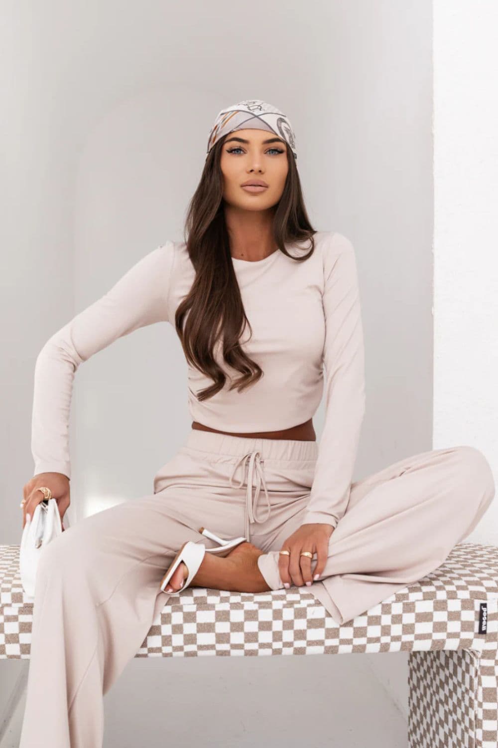 completo model 225809 LaBalancia - Miniatura 2