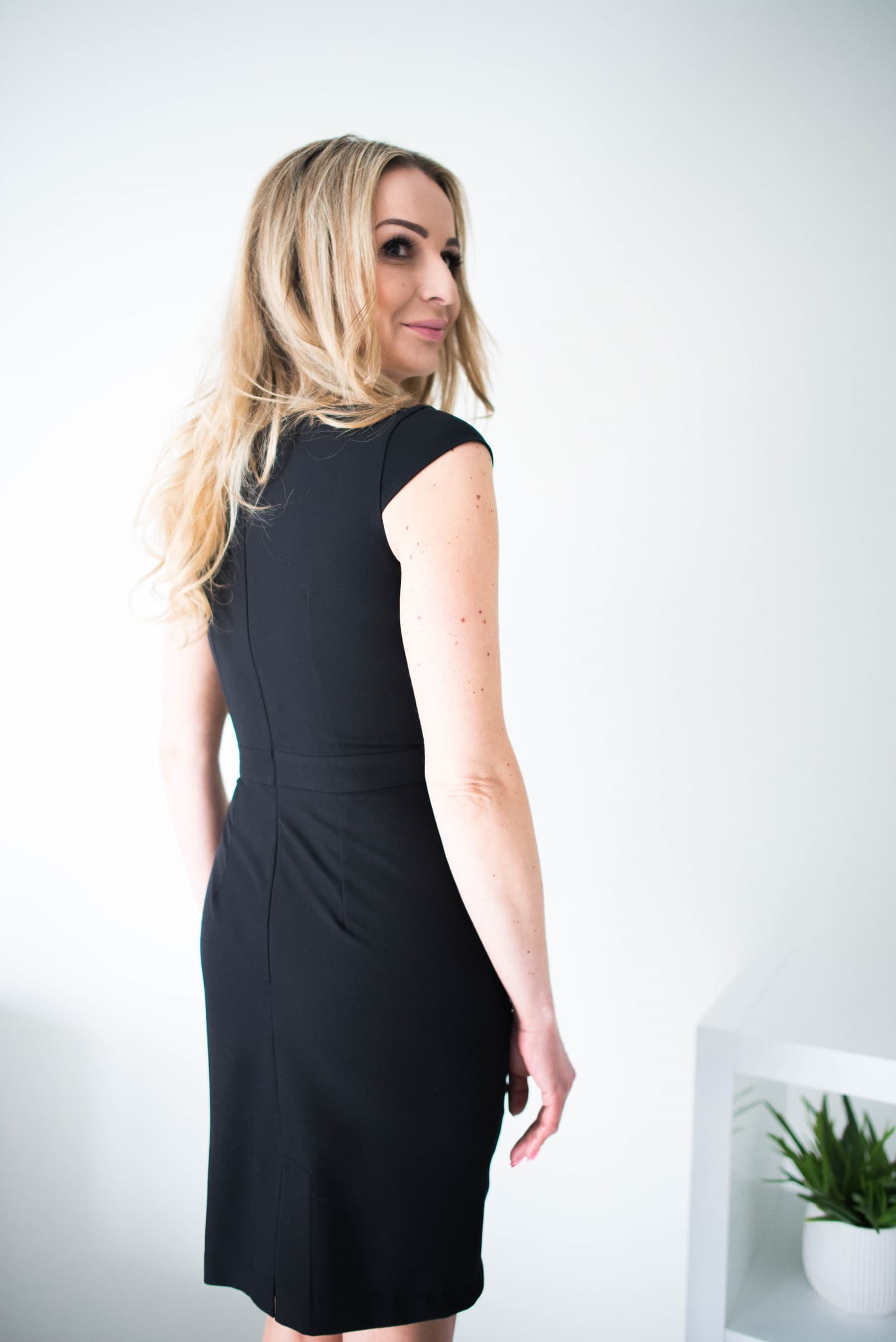 Vestito da sera model 108515 Jersa - Miniatura 2