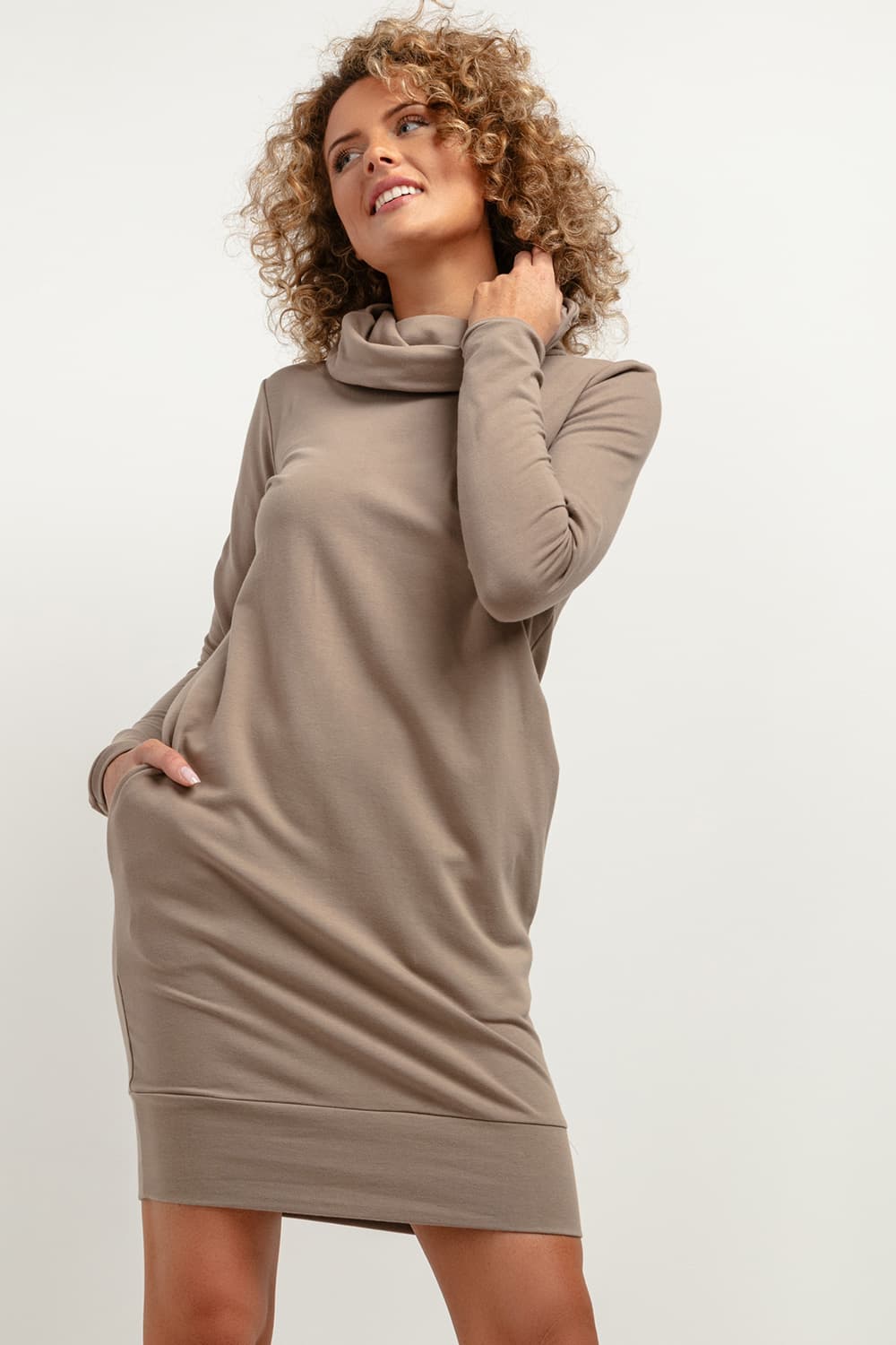Vestito da giorno model 184418 Tessita