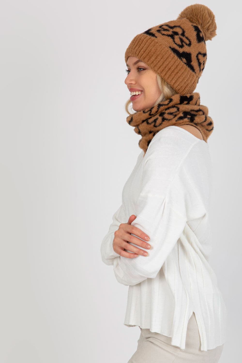 Cappello model 185917 AT - Miniatura 2