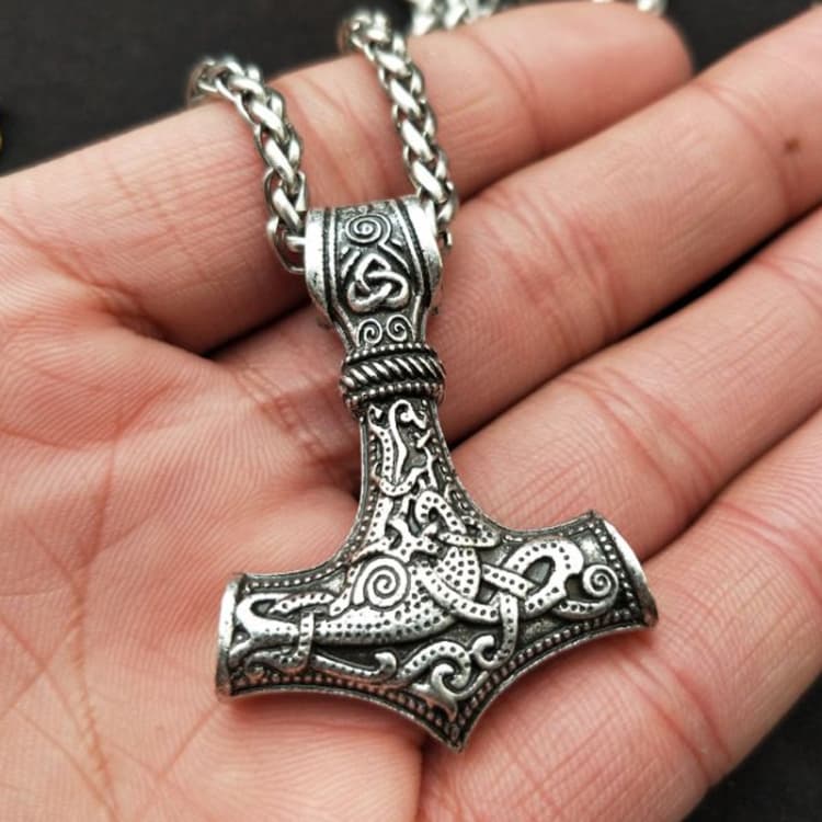 Ciondolo Mjolnir Martello Talismano Protettivo Vichingo (Ciondolo in Argento con Catena Metallica)