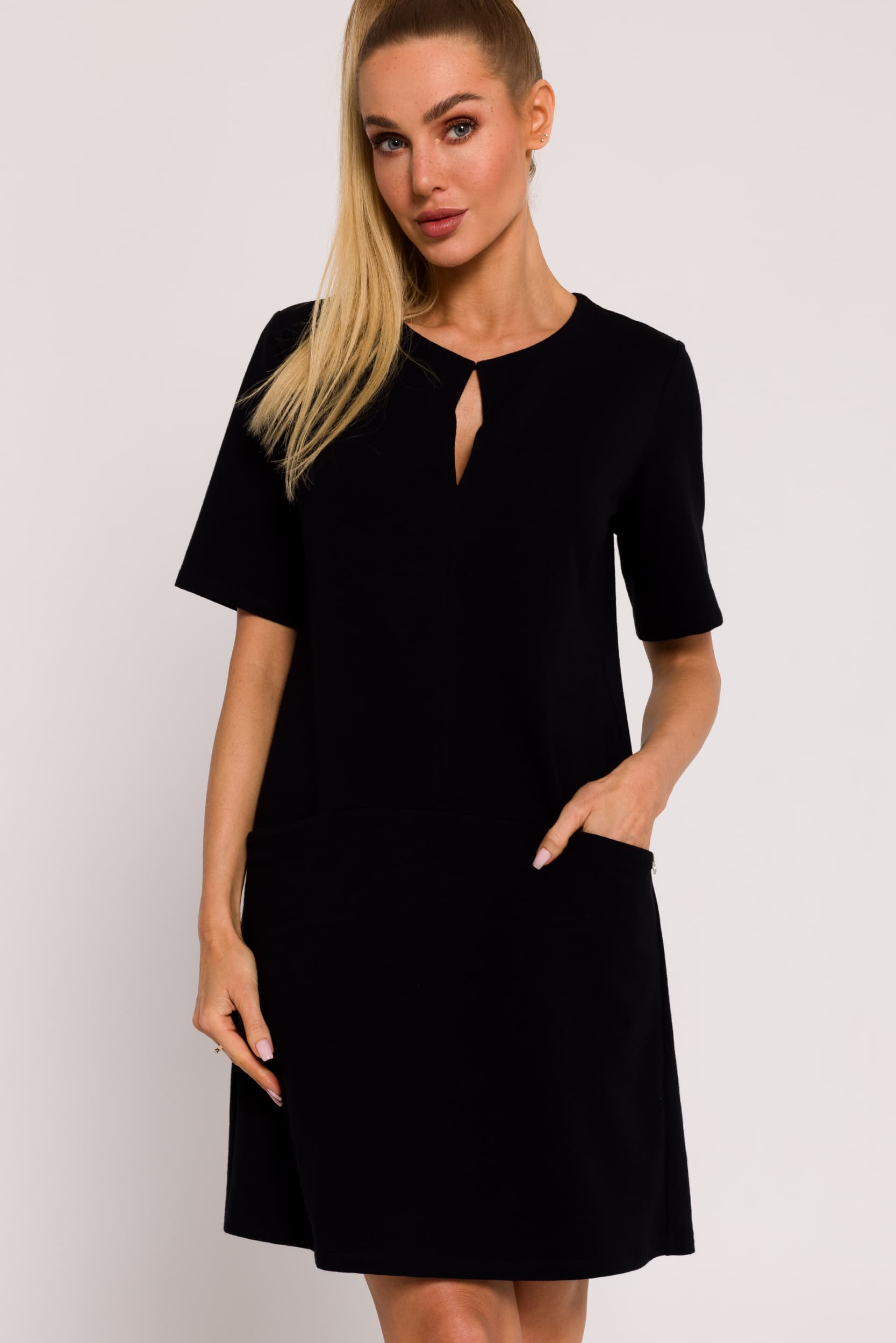 Vestito da giorno model 193564 Moe