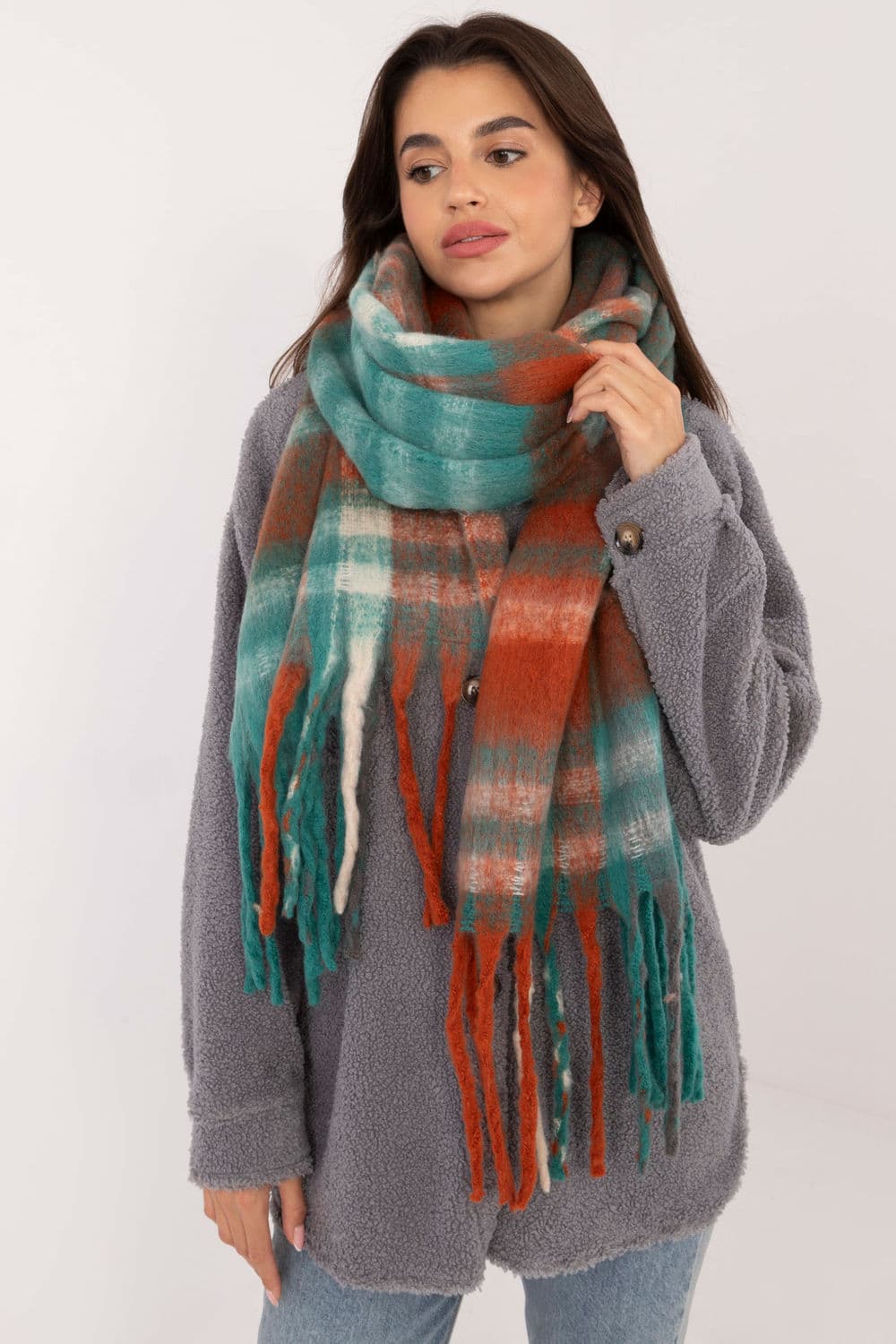 Scialle model 203170 AT