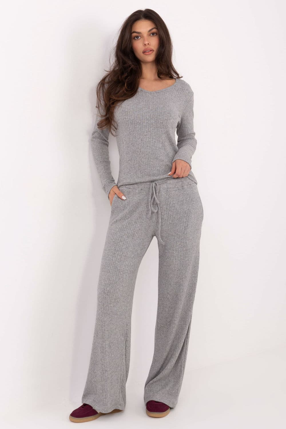 Pantaloni da donna model 221380 Factory Price