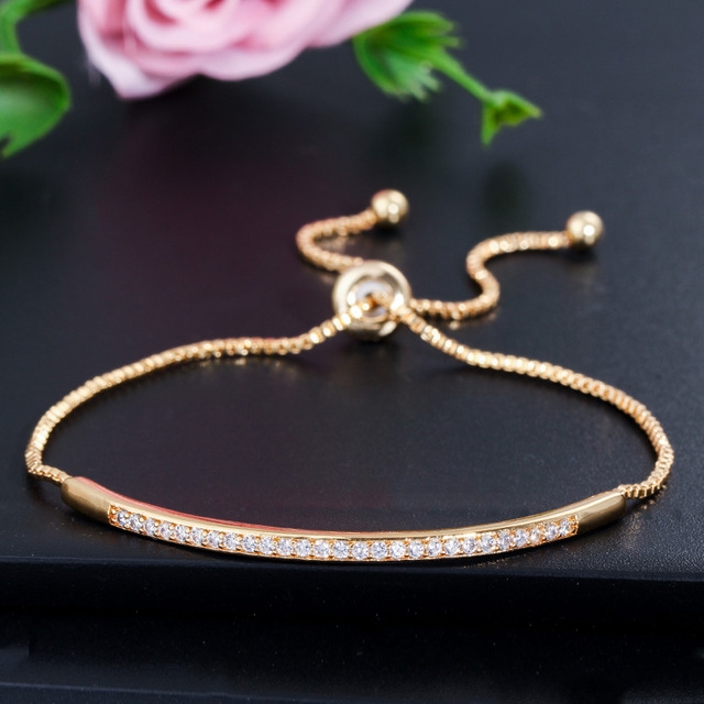 Adjustable Exquisite Hand Jewelry Micro-inlaid Zircon Shiny Single Row Curved Aracelet(yellow gold)