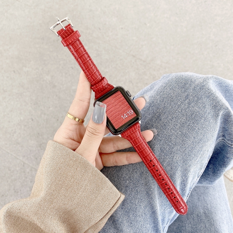 Crocodile Texture Leather Watch Band For Apple Watch Series 9&8&7 41mm / SE 3&SE 2&6&SE&5&4 40mm / 3&2&1 38mm(Red)