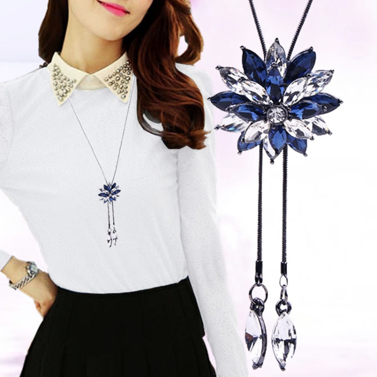 Fashion Lady Gorgeous Flower Sweater Chain Summer Dress Accessories(Blue + White)