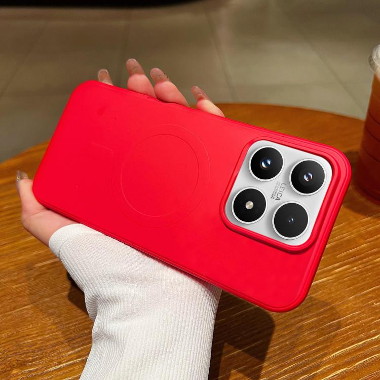 For Xiaomi 17 Solid Color Liquid Silicone MagSafe Magnetic Phone Case(Red)