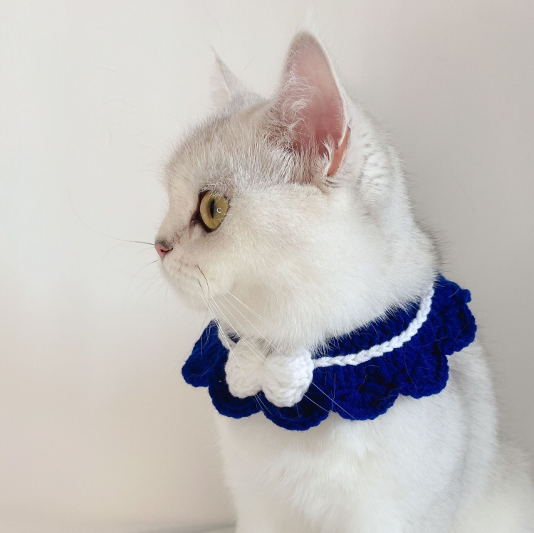 Handmade Woolen Knitting Adjustable Flower Bow Knot Cat Dog Bib Accessories Collar, Size:S 20-28cm(Navy Blue)