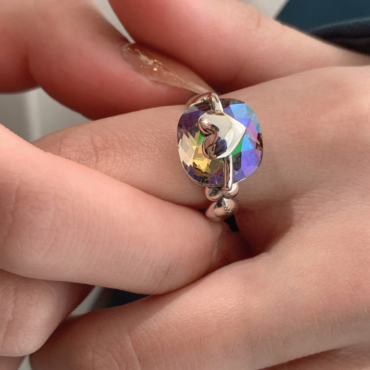 Ladies Light Luxury Green Diamond Geometric Ring, Specification:J3126