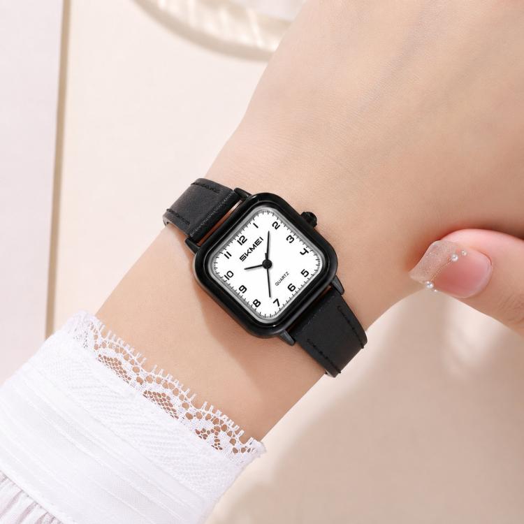 SKMEI 2579 Square Ladies Quartz Watch Leather Strap Watch(Black Case Black Strap)